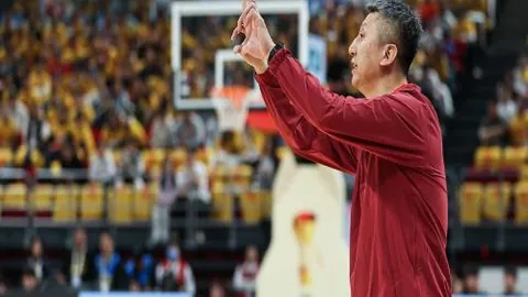 [赛程调整]恶劣天气及冰冻路面影响，老鹰与火箭明日比赛主场迎战时间待定